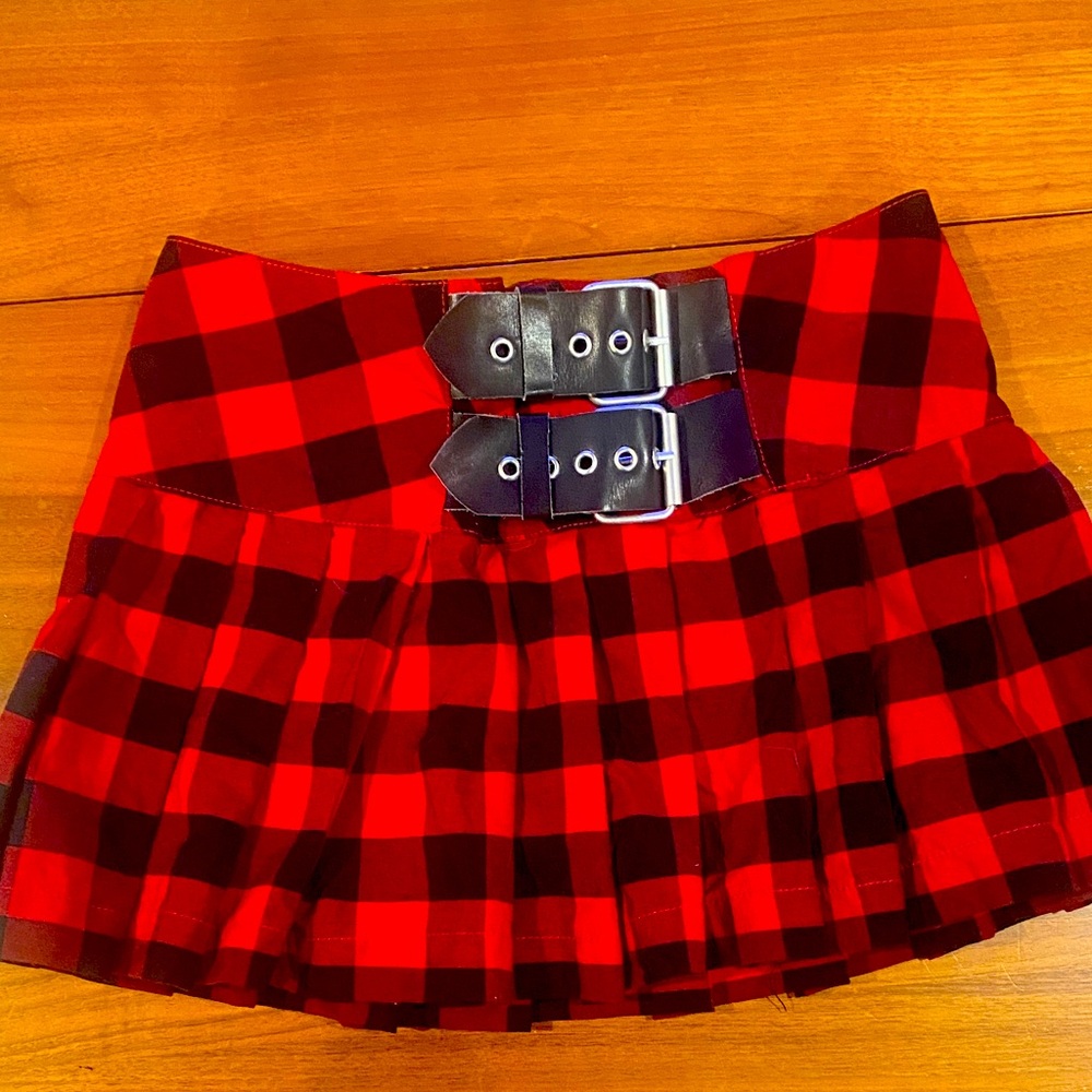 BONGO Red Plaid Mini Skirt with Double Buckle